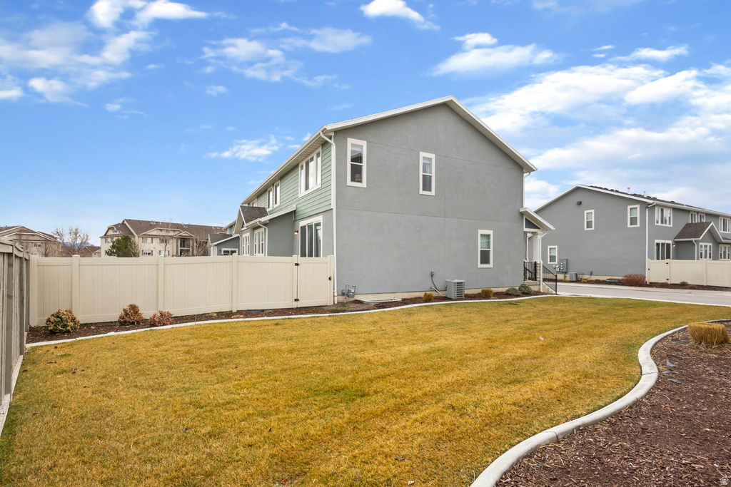 3323 E GIBRALTAR AVE Eagle Mountain, UT 84005