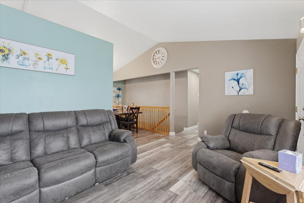 3083 S 6500 W West Valley City, UT 84128