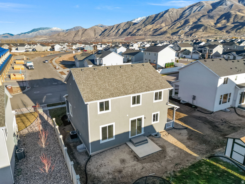 931 N 215 W Santaquin, UT 84655