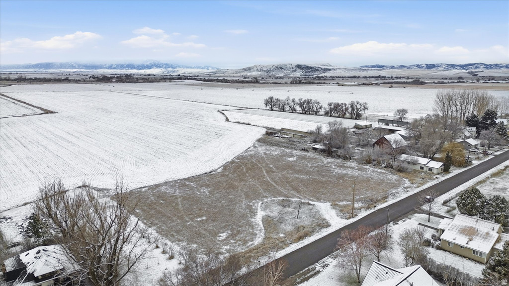 1811 W 2000 S Lewiston, UT 84320