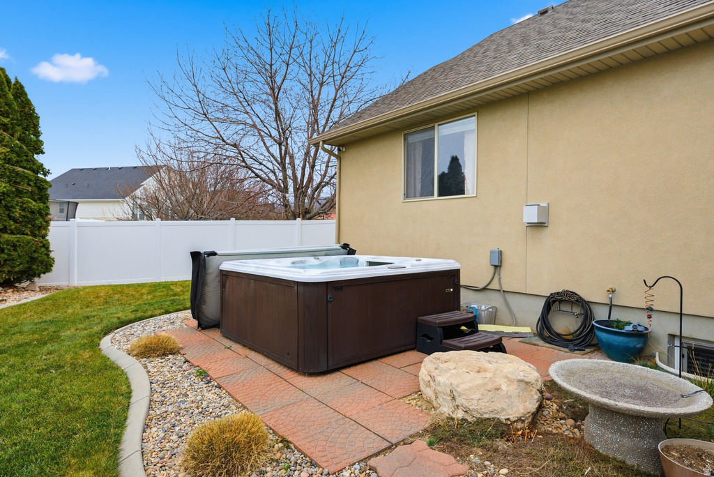 8089 S RED CASTLE WAY West Jordan, UT 84081