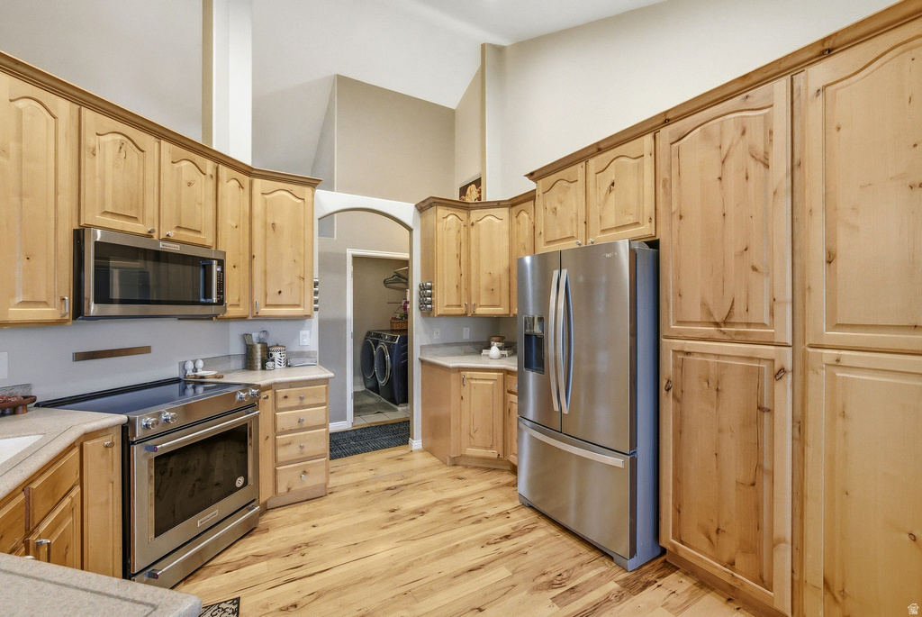 8089 S RED CASTLE WAY West Jordan, UT 84081