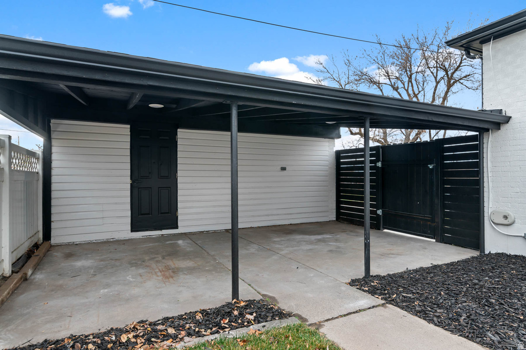 2515 IMPERIAL ST Salt Lake City, UT 84106