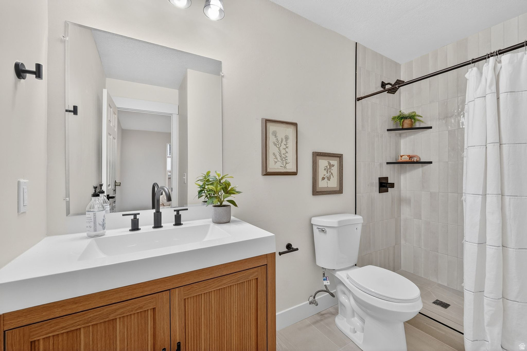 805 E GRENOBLE DR Midvale, UT 84047