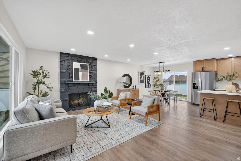 805 E GRENOBLE DR Midvale, UT 84047