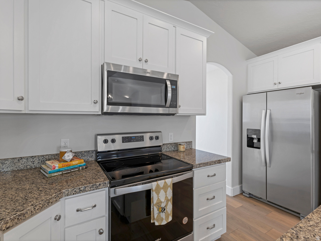 9512 S TIRADO CV South Jordan, UT 84095