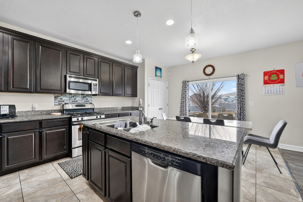 6582 S EVENING GLOW CT West Valley City, UT 84081