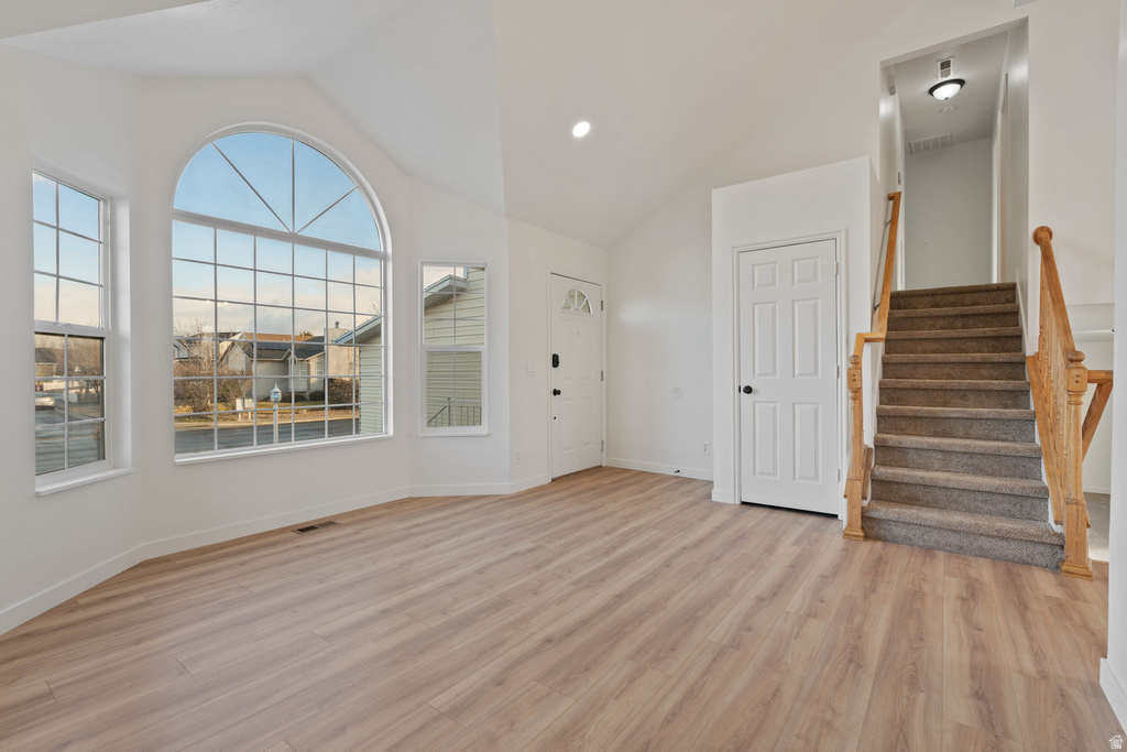 2045 W APPLE FARMS RD West Valley City, UT 84119