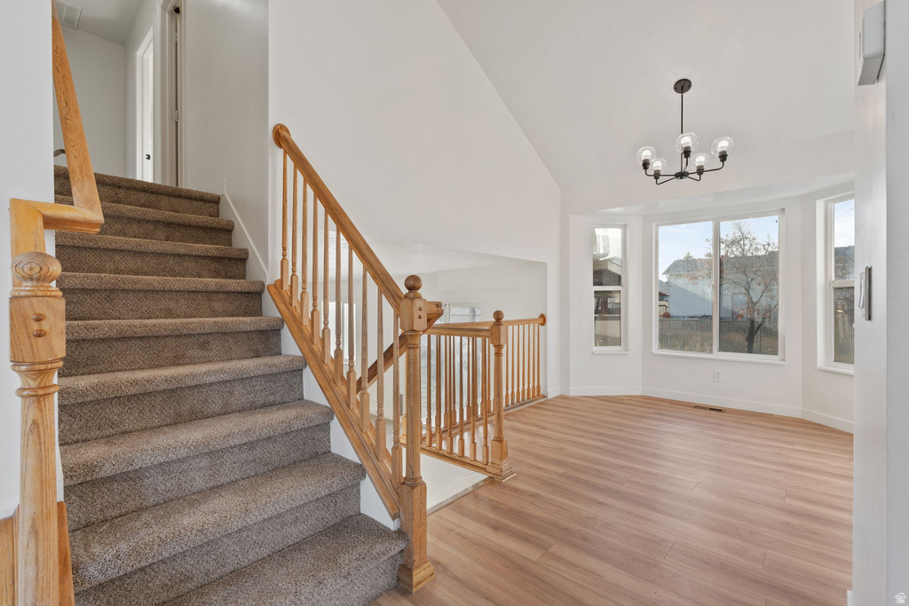 2045 W APPLE FARMS RD West Valley City, UT 84119