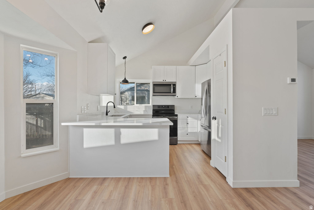 2045 W APPLE FARMS RD West Valley City, UT 84119