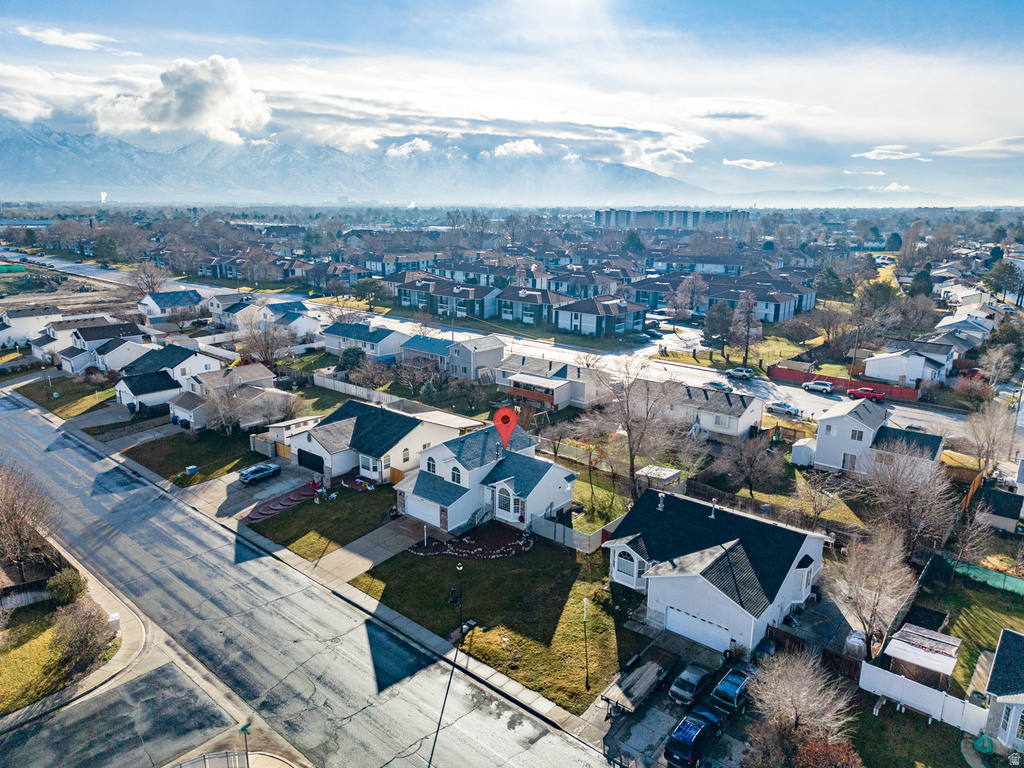 2045 W APPLE FARMS RD West Valley City, UT 84119