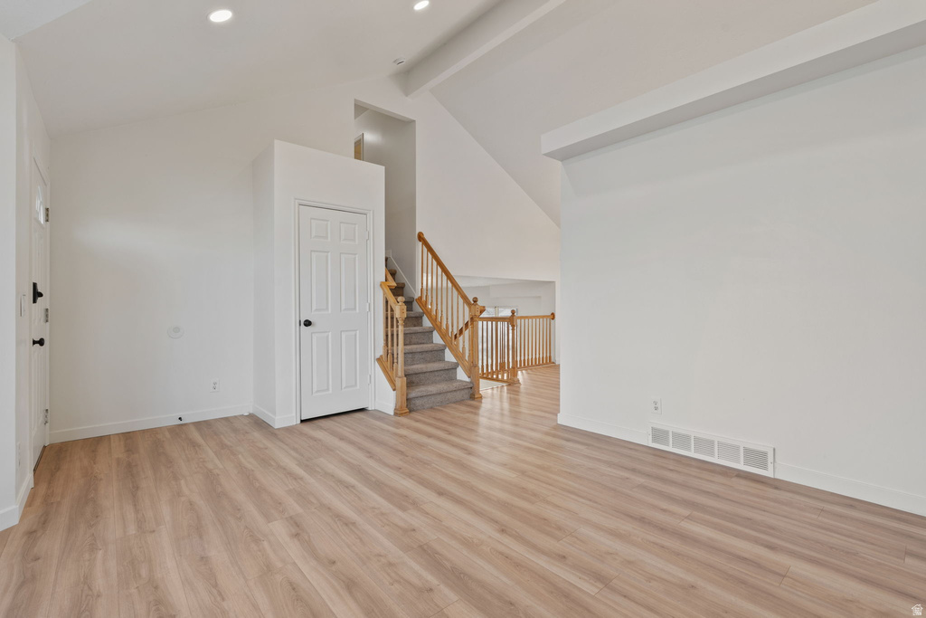 2045 W APPLE FARMS RD West Valley City, UT 84119