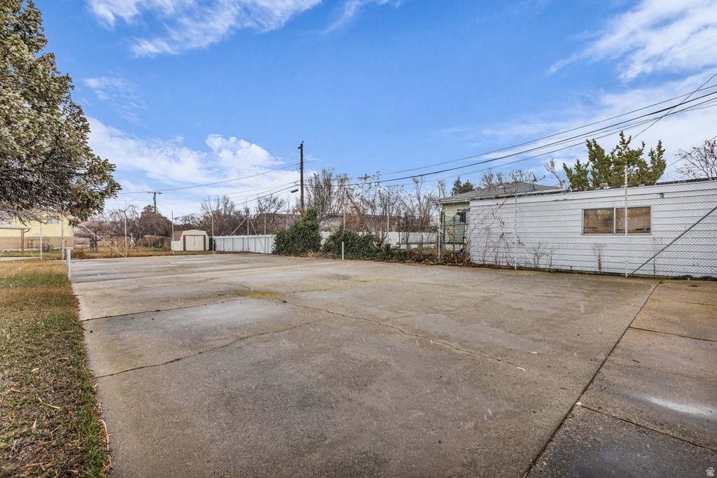 2613 W HALLMARK CIR West Valley City, UT 84119