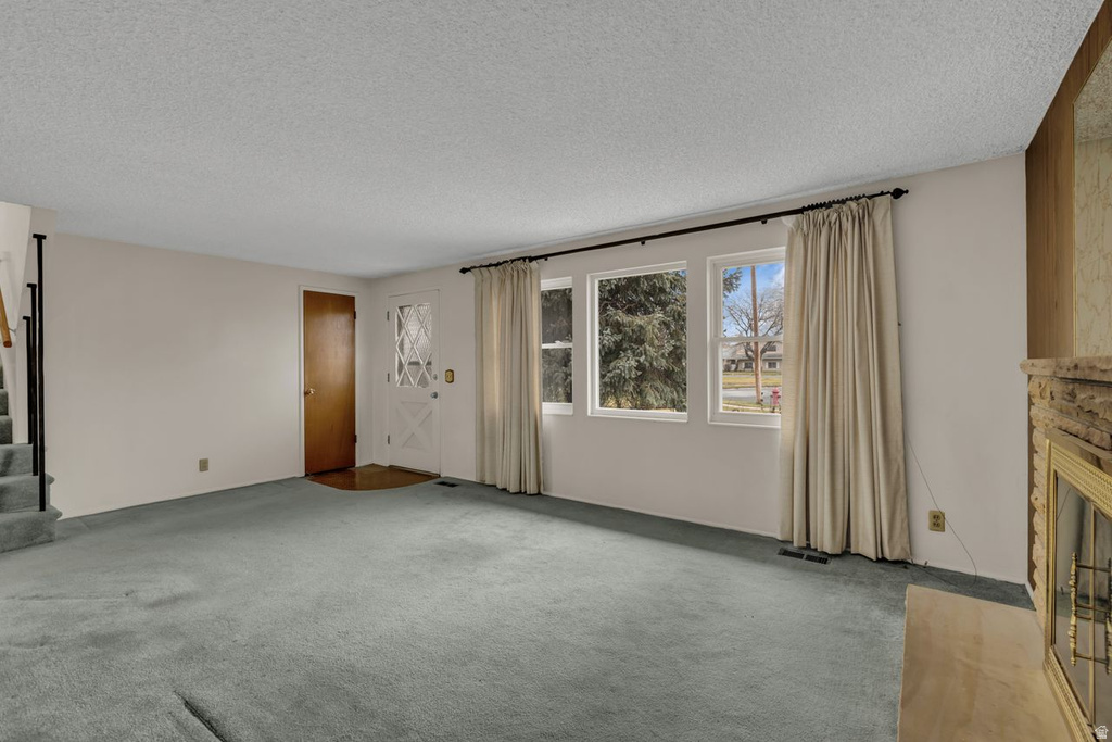 2613 W HALLMARK CIR West Valley City, UT 84119