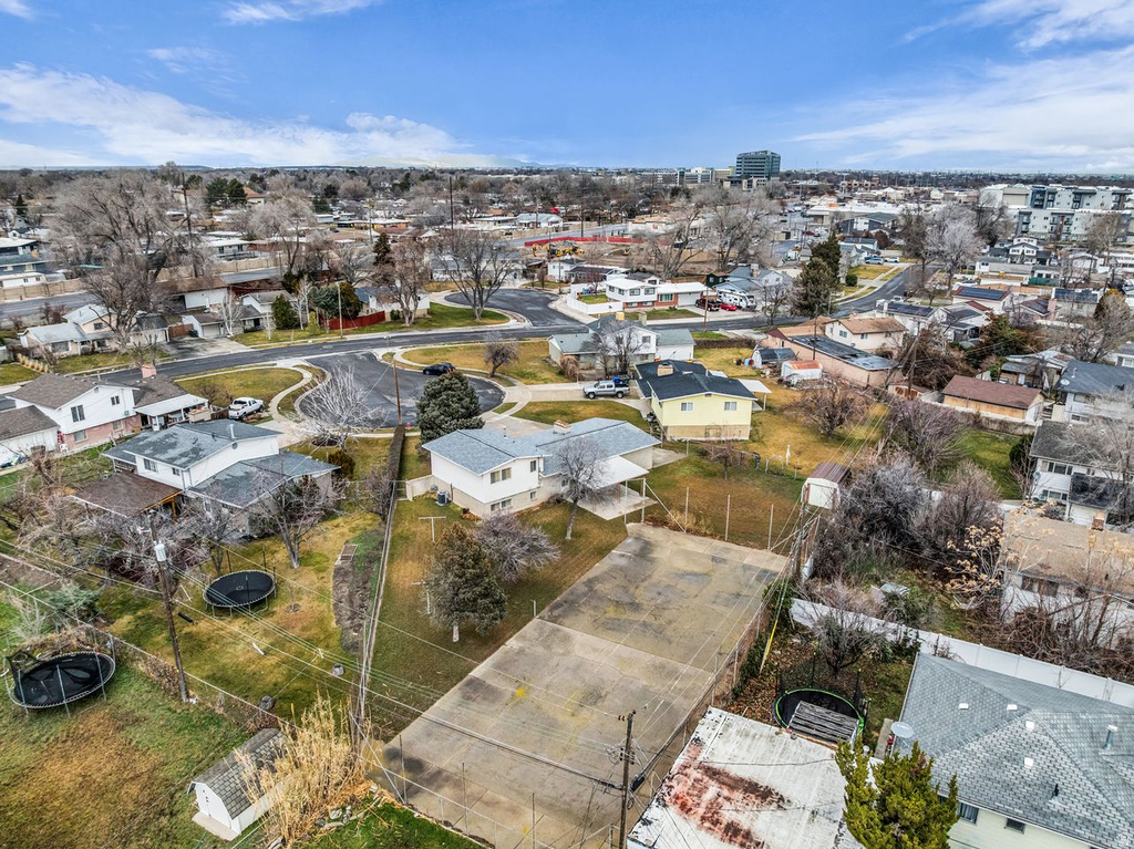 2613 W HALLMARK CIR West Valley City, UT 84119