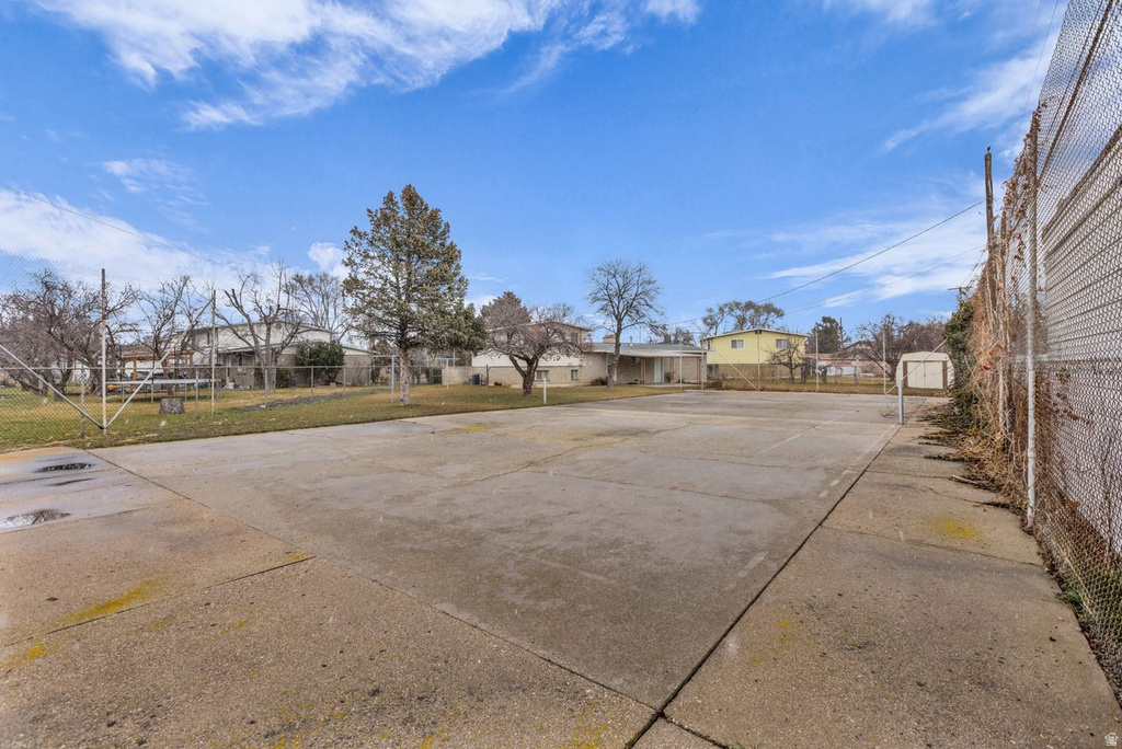 2613 W HALLMARK CIR West Valley City, UT 84119