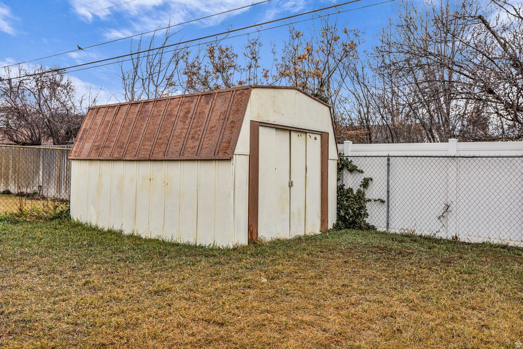 2613 W HALLMARK CIR West Valley City, UT 84119