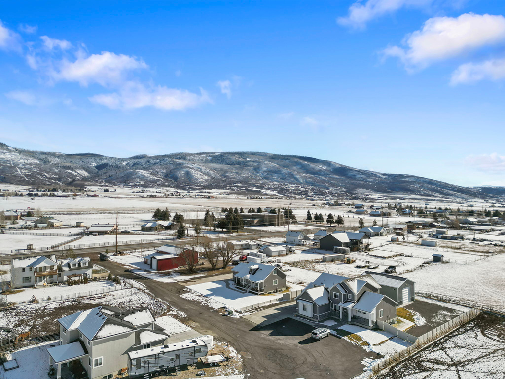 45 W 3155 N Marion, UT 84036