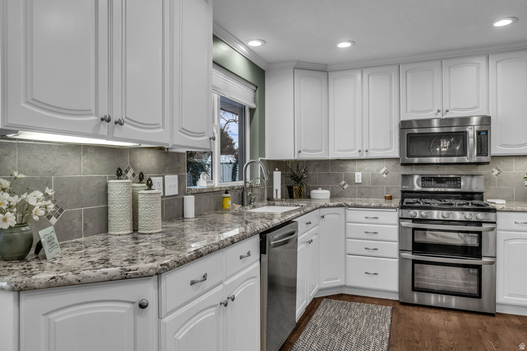 7885 S MANZANO DR Sandy, UT 84093