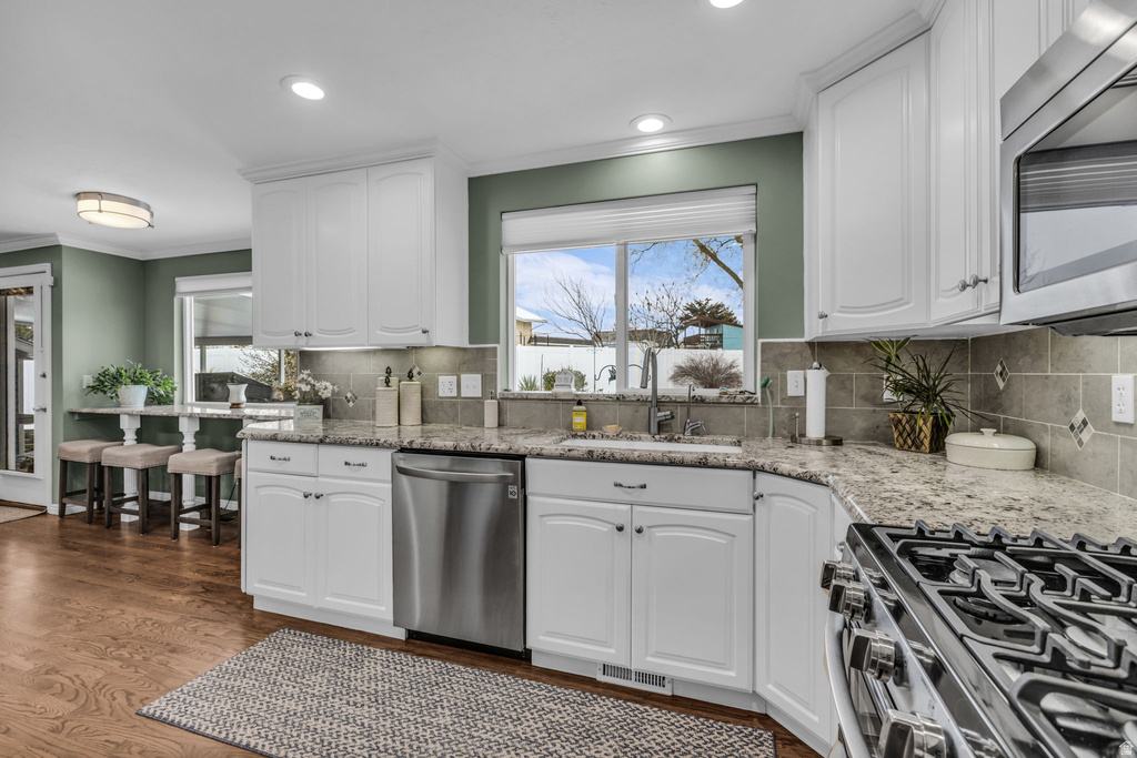 7885 S MANZANO DR Sandy, UT 84093