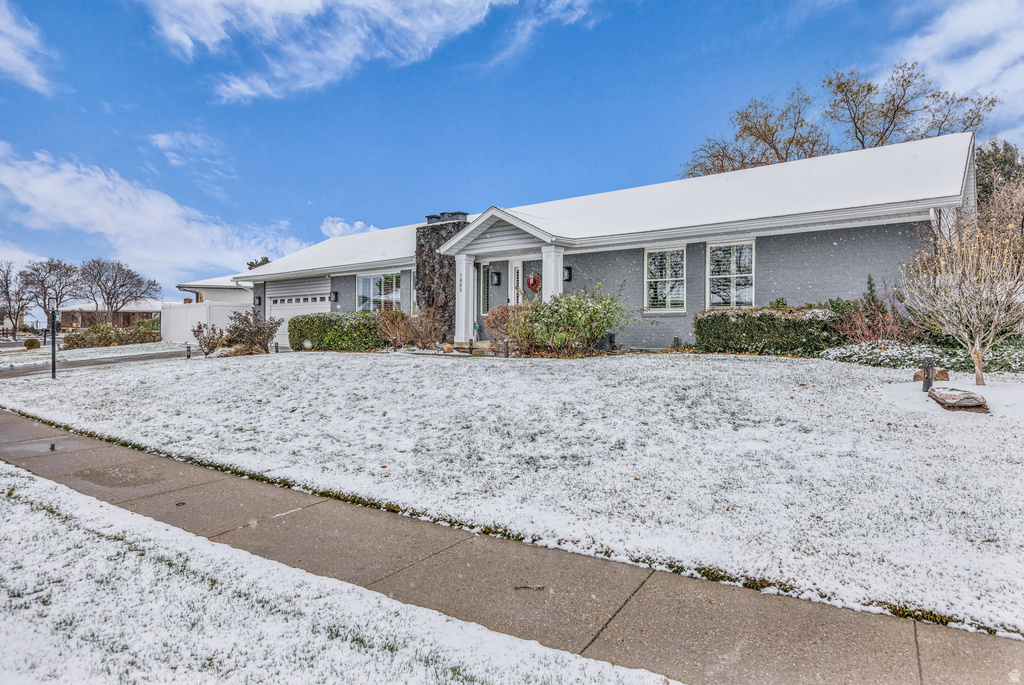 7885 S MANZANO DR Sandy, UT 84093