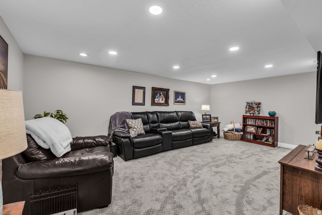 7885 S MANZANO DR Sandy, UT 84093