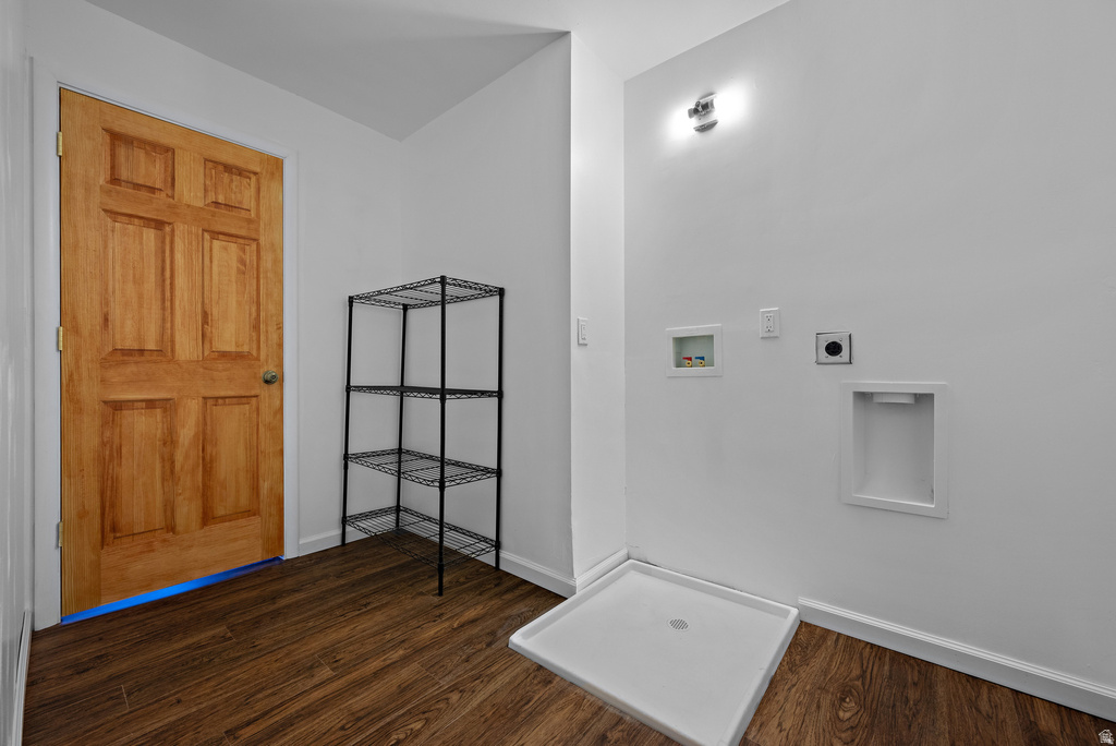 1610 E MOOR DALE LN Holladay, UT 84117