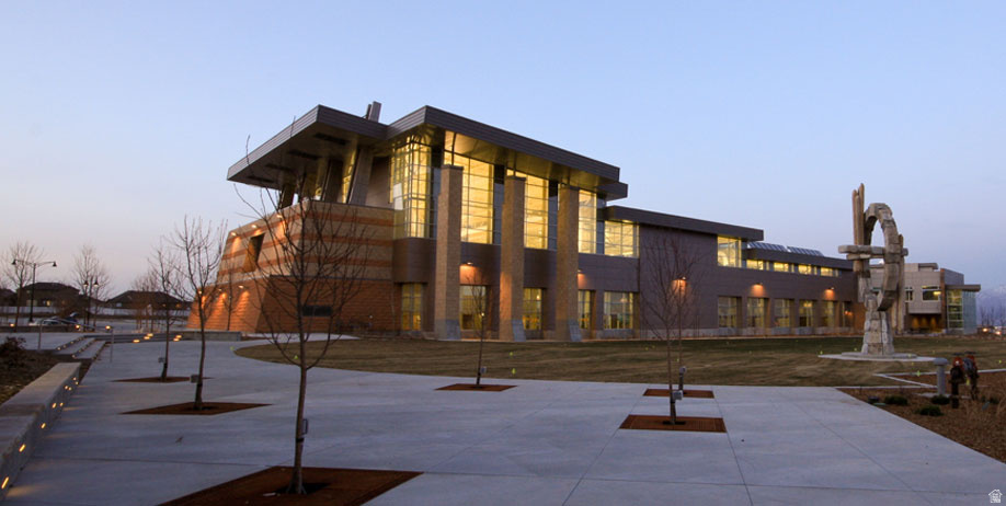 12806 S FAIRHOLME CIR Herriman, UT 84096