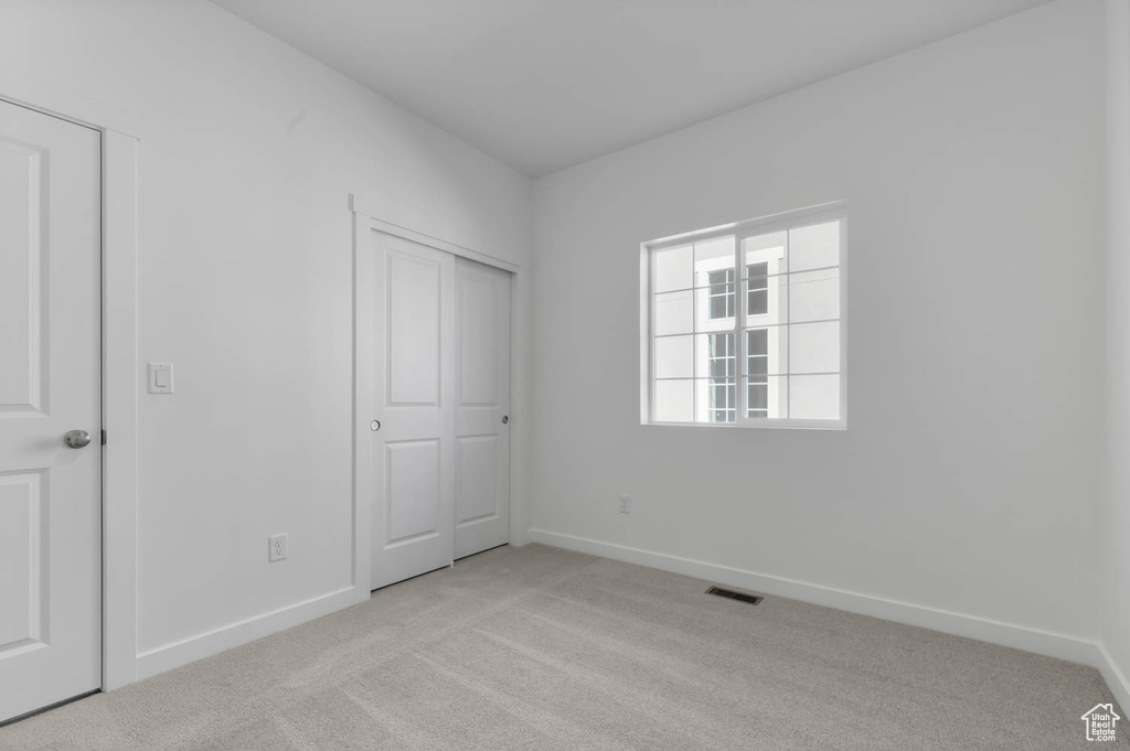 950 W PEREGRINE DR Stansbury Park, UT 84074