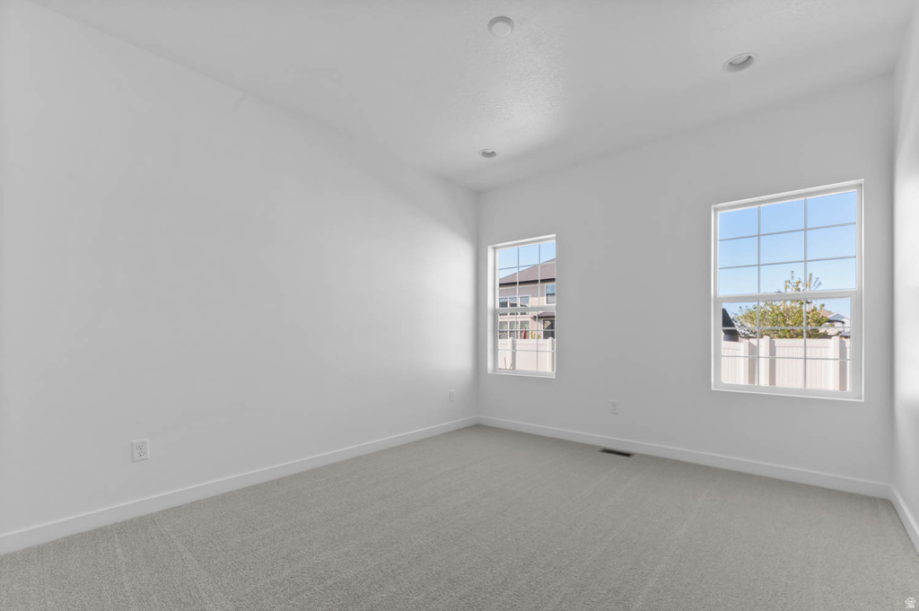 950 W PEREGRINE DR Stansbury Park, UT 84074