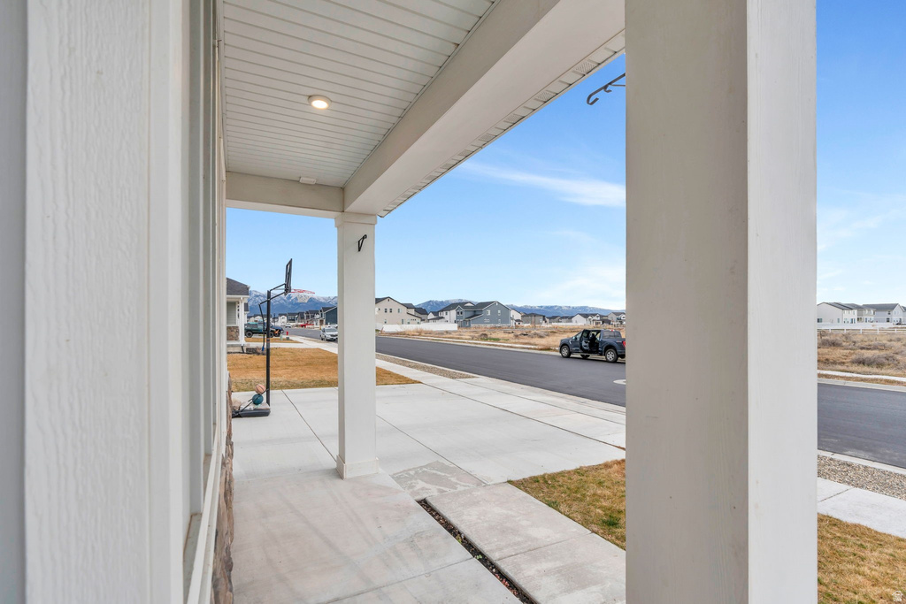 2774 W COASTLINE DR Syracuse, UT 84075