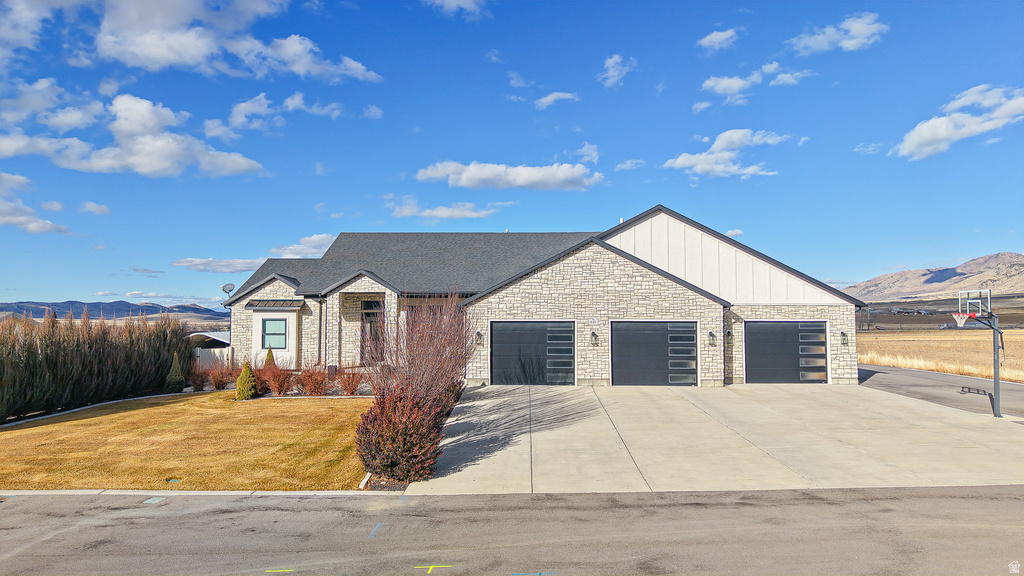 435 E 100 N Mona, UT 84645