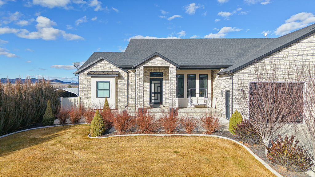 435 E 100 N Mona, UT 84645