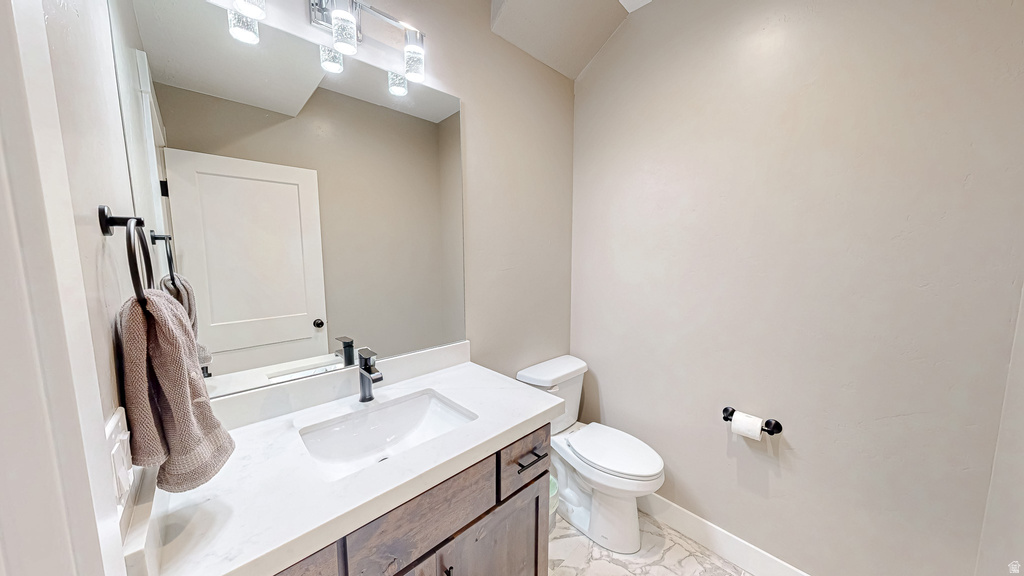 435 E 100 N Mona, UT 84645