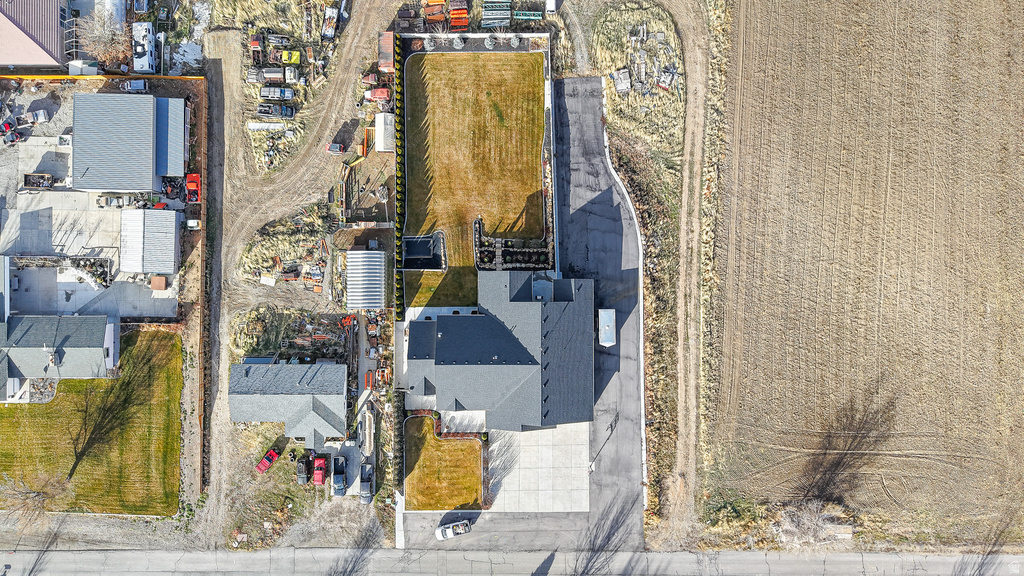 435 E 100 N Mona, UT 84645