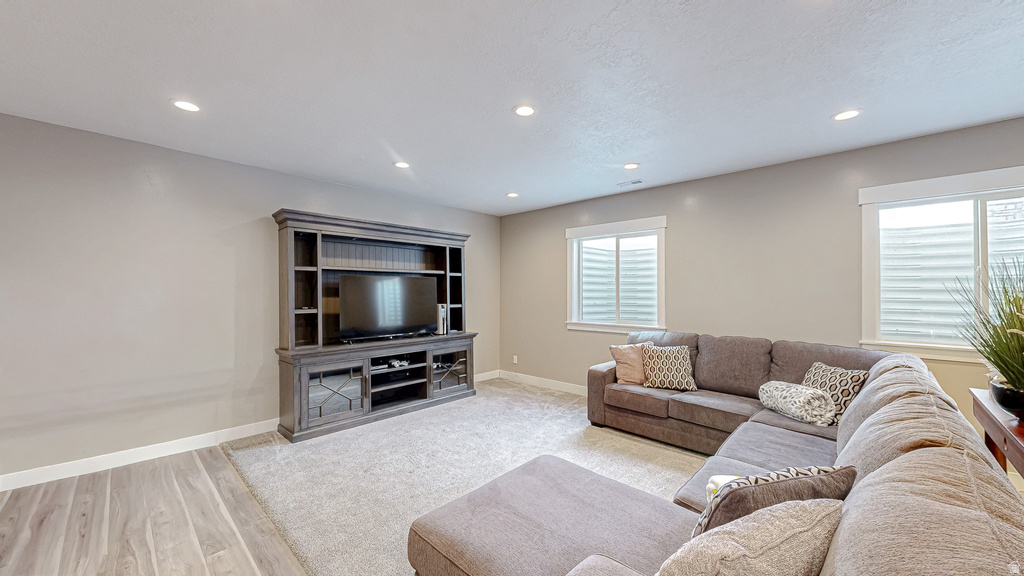 435 E 100 N Mona, UT 84645