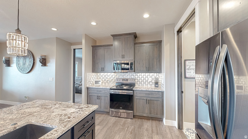 435 E 100 N Mona, UT 84645