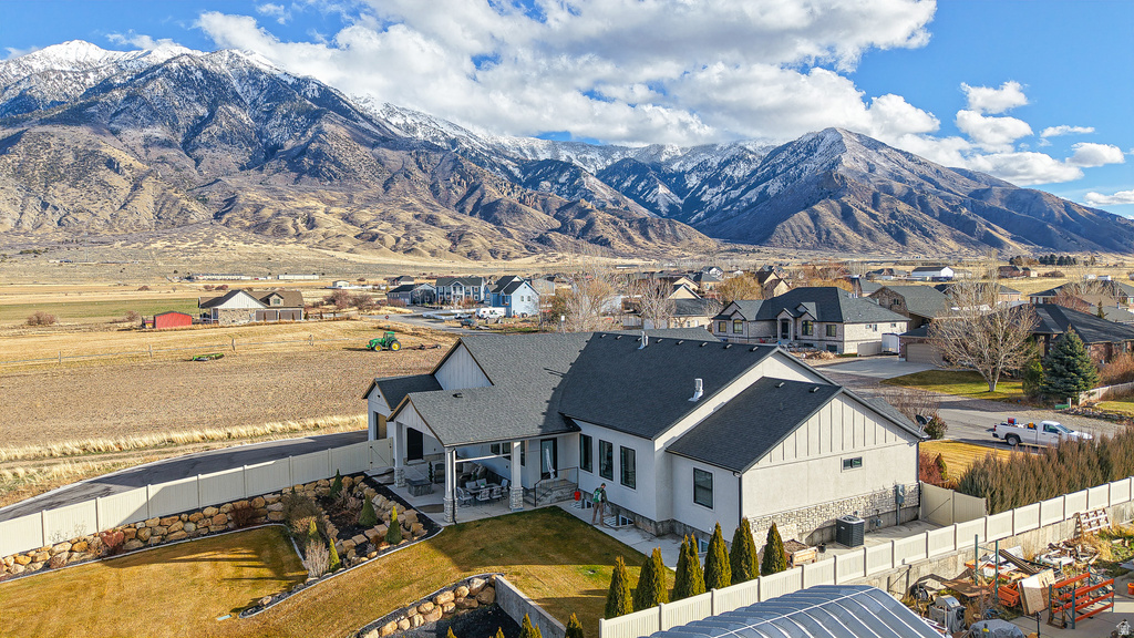 435 E 100 N Mona, UT 84645