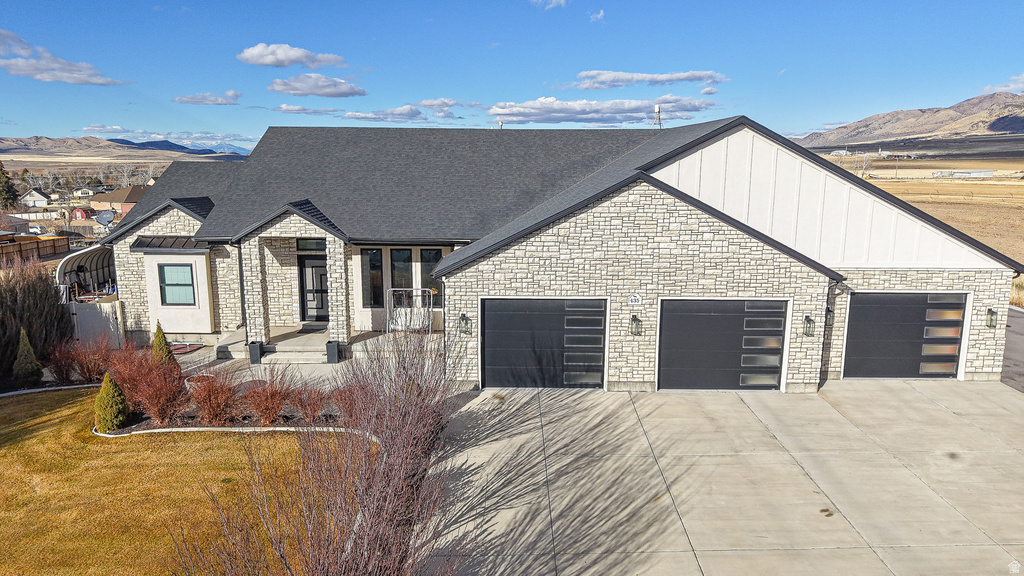 435 E 100 N Mona, UT 84645