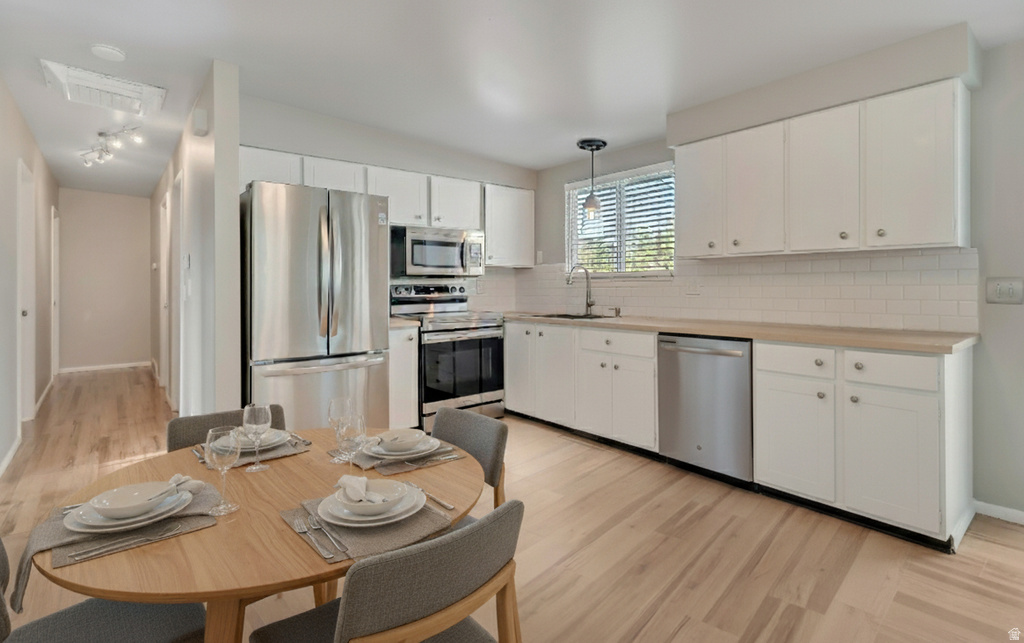 3555 S 6470 W West Valley City, UT 84128