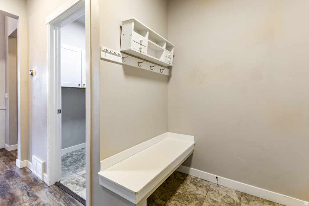 6101 N LATIGO LN Mountain Green, UT 84050