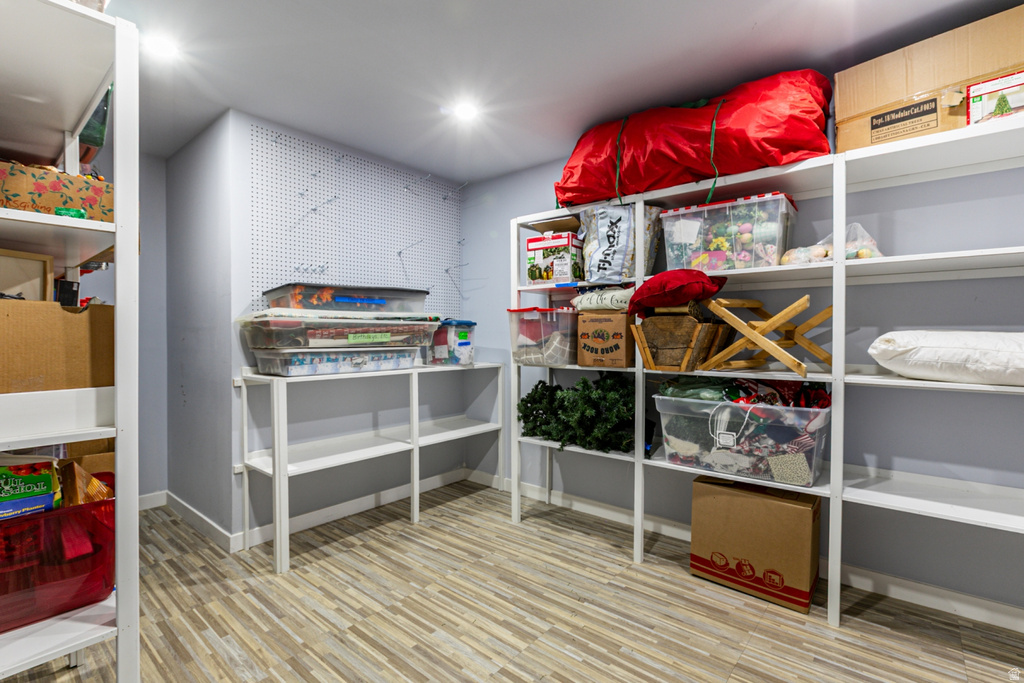 6101 N LATIGO LN Mountain Green, UT 84050