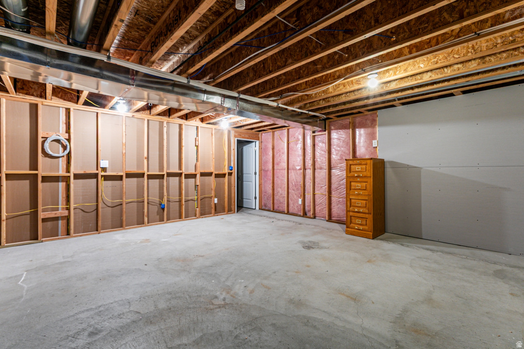 6101 N LATIGO LN Mountain Green, UT 84050