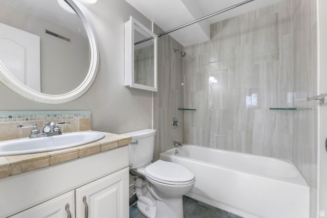 50 W LESTER AVE #H-13 Murray, UT 84107