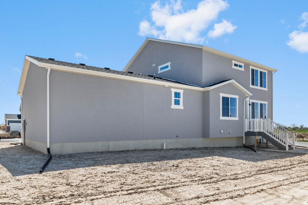 3826 W 2350 N Clinton, UT 84015