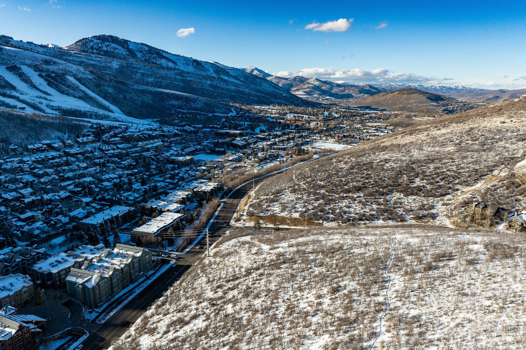777  AERIE DR Park City, UT 84060