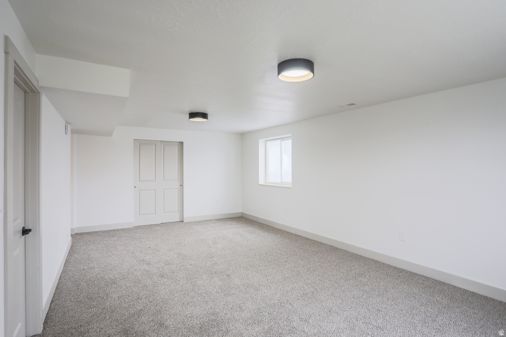 5556 S 3800 W Roy, UT 84067