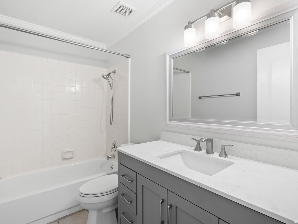 7957 S SHAYLA DR West Jordan, UT 84088