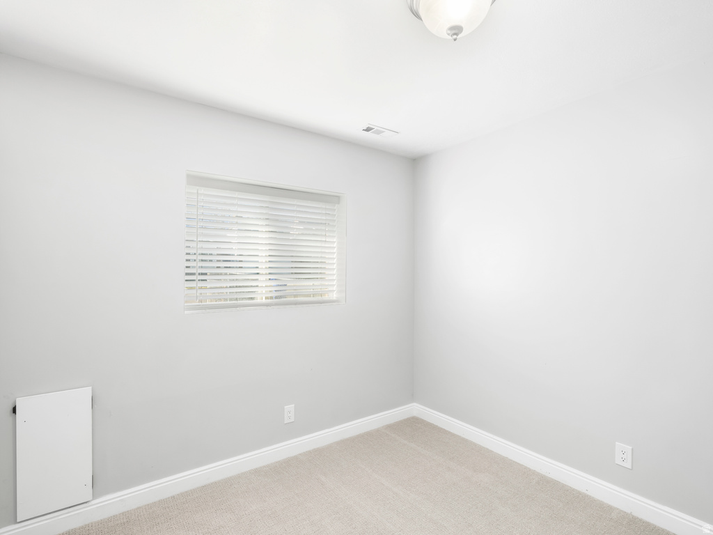 7957 S SHAYLA DR West Jordan, UT 84088