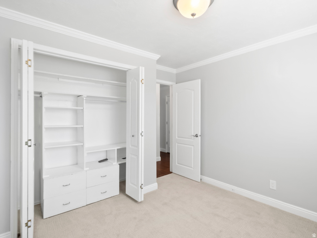 7957 S SHAYLA DR West Jordan, UT 84088